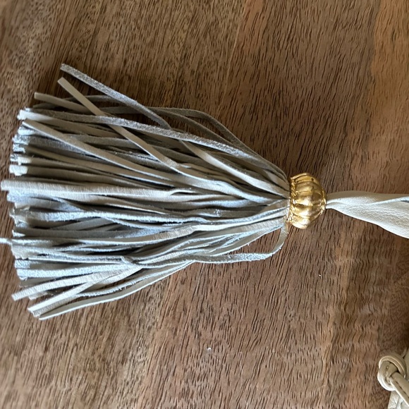 Albert Nippon taupe leather bucket style bag - Picture 4 of 6